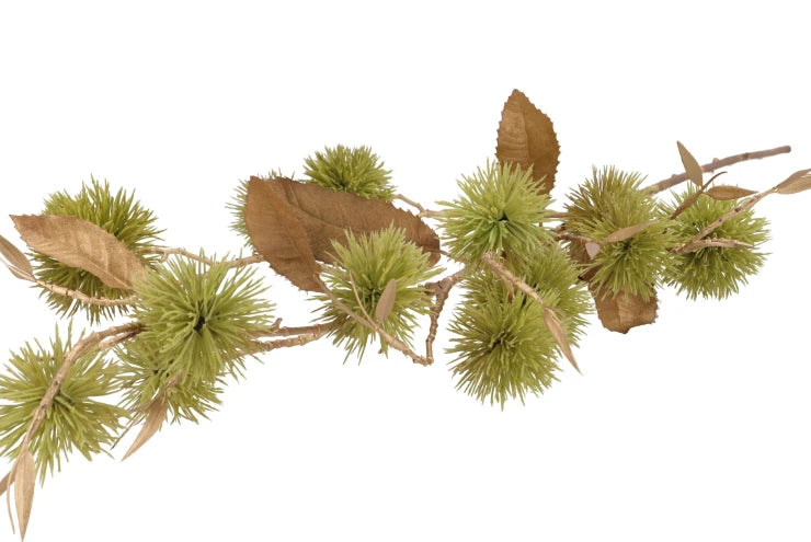 Kastanje tak met gouden blad