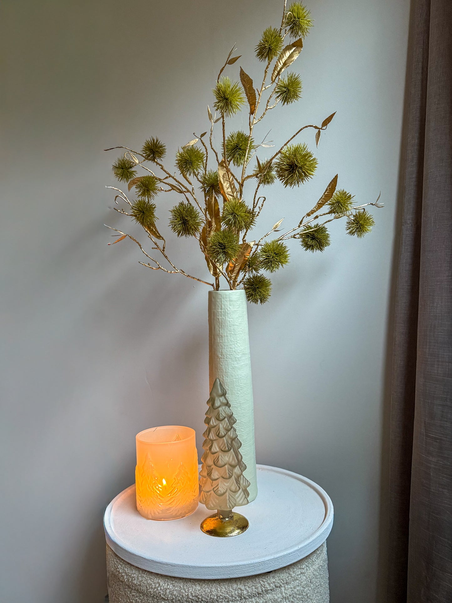 Kastanje tak met gouden blad