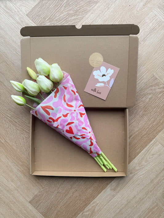 Brievenbuscadeautje met zijden bloemen | Tulpen Geluk in bloei